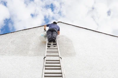 Peinture extérieure à Baby — façades et ravalement